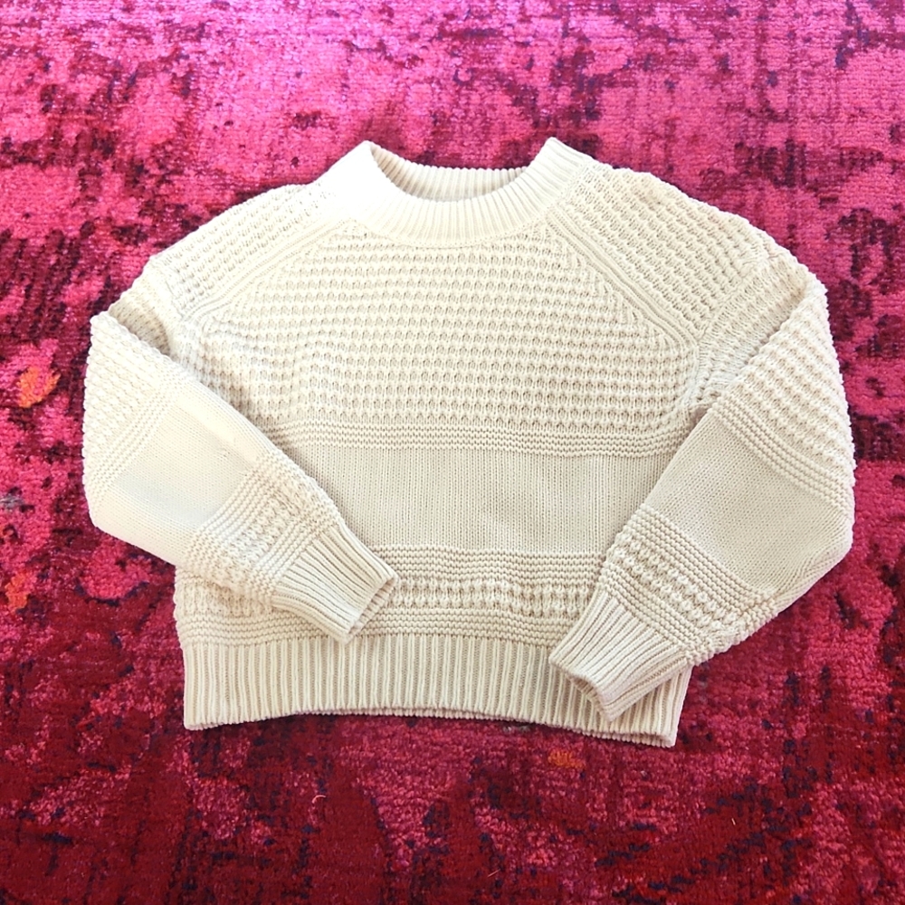 Crop top sweater